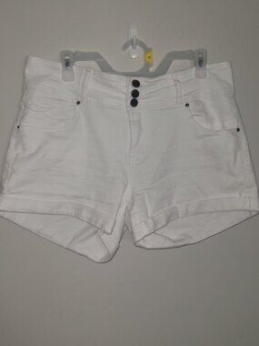 Roswear XL White cuffed Shorts